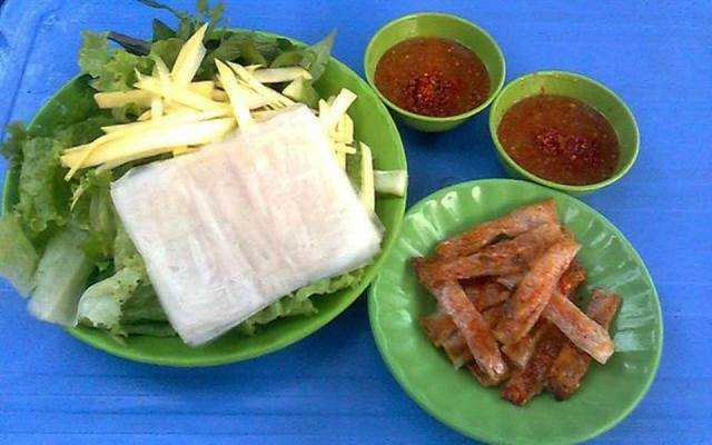 Ăn vặt Chả Lụi Hàm Tân