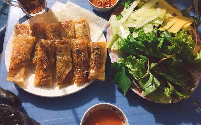 Ăn vặt Chả Lụi Lagi - Nguyễn Kiệm