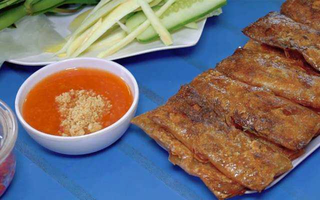 Ăn vặt Chả Lụi Lagi