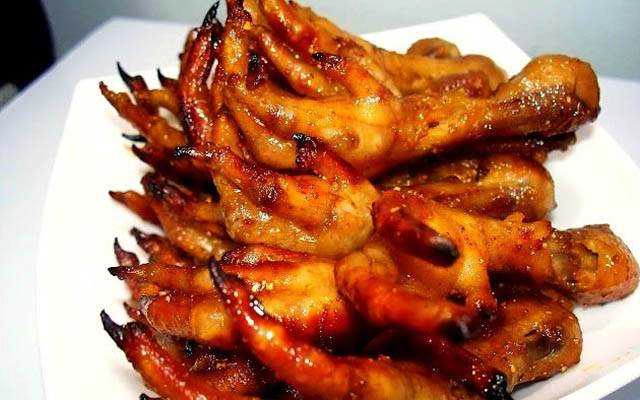 Ăn vặt Chân Gà Nướng Hoàng Lai - Đường Số 11