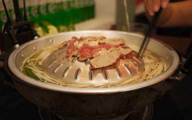 Ăn vặt Chàng Thái BBQ Hot Pot - Cao Thắng