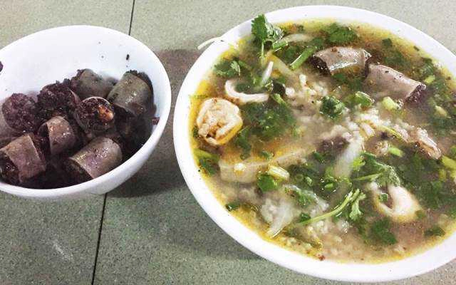 Ăn vặt Cháo Lòng 20K - Cống Quỳnh