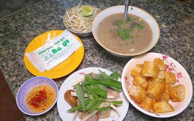 Ăn vặt Cháo Lòng Bà Út - Cô Giang