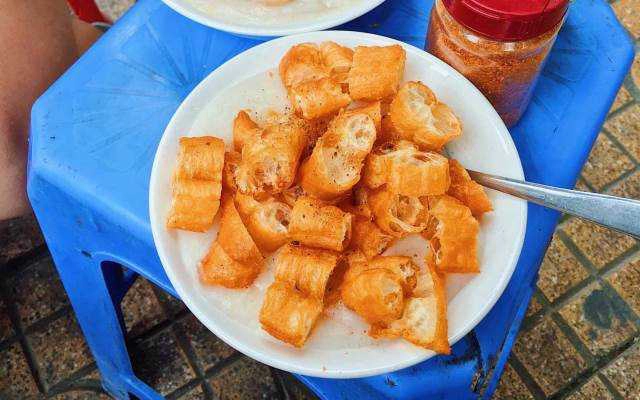 Ăn vặt Cháo Quấy - Hàng Bài