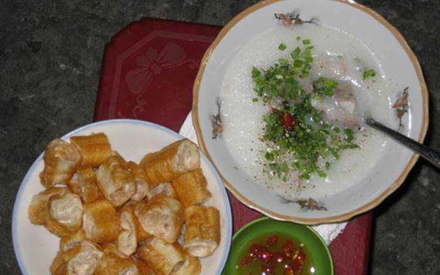Ăn vặt Cháo Sườn
