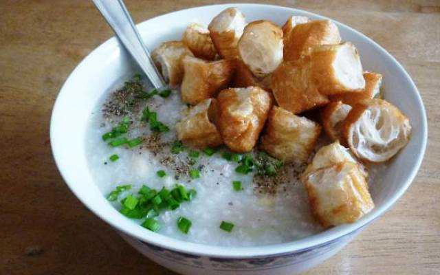 Ăn vặt Cháo Sườn