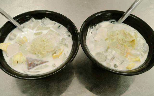 Ăn vặt Chè 476 - Nguyễn Thái Sơn