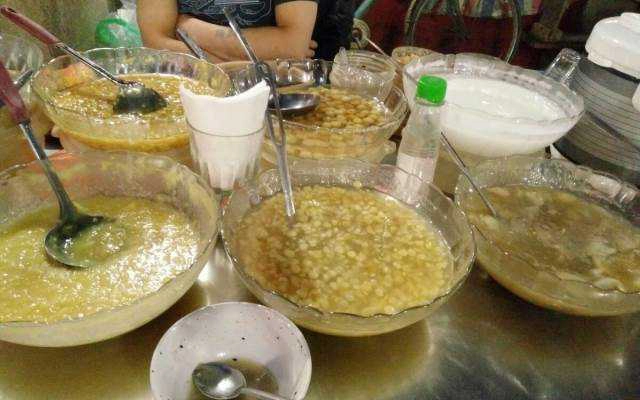 Ăn vặt Chè Anh Điệp - Chợ Thành Công