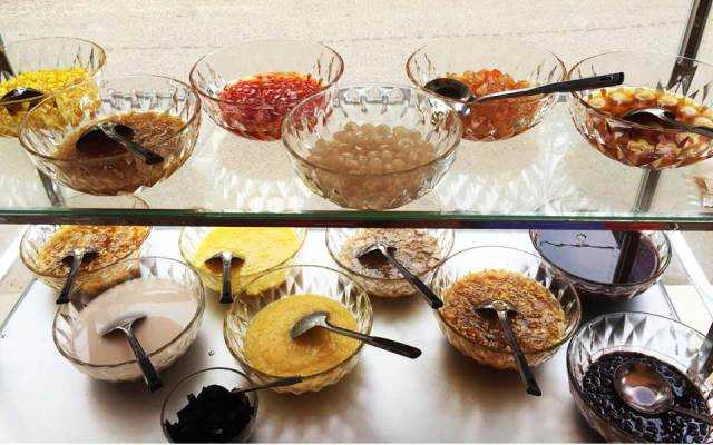 Ăn vặt Chè Ba Miền - Yên Phụ
