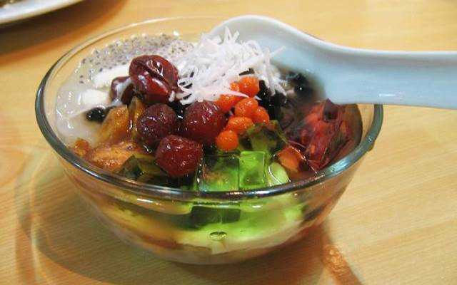 Ăn vặt Chè Bát
