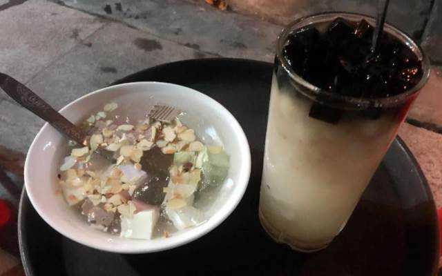 Ăn vặt Chè Bốn Mùa - Trương Định