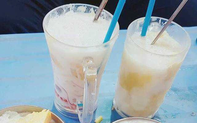 Ăn vặt Chè Cô Quy - Phạm Văn Hai