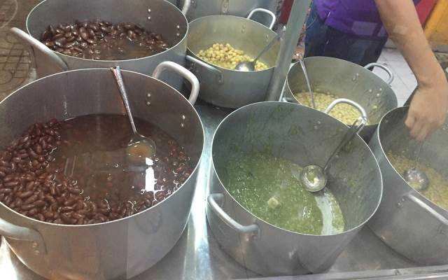 Ăn vặt Chè Cung Đình Huế - Nguyễn Thị Minh Khai