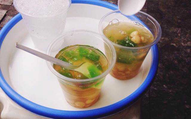 Ăn vặt Chè Dung - Hàng Bạc