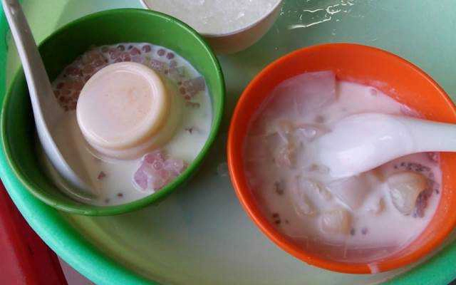 Ăn vặt Chè Hảo Hảo