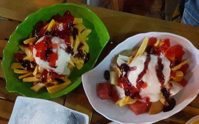 Ăn vặt Chè Hồng Kong