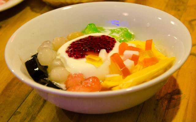 Ăn vặt Chè Ngọc Thạch - Sài Đồng