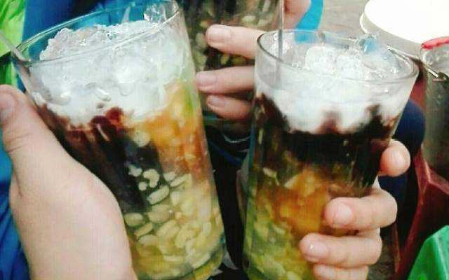Ăn vặt Chè Ngon 123