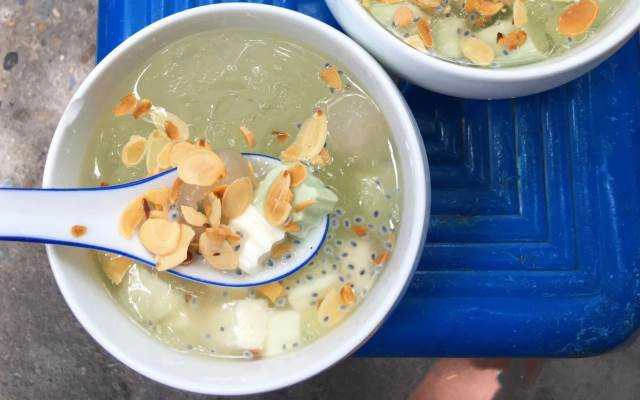 Ăn vặt Chè Nhà Làm - Chè & Caramen
