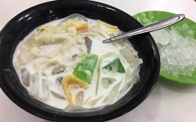 Ăn vặt Chè Sầu Đà Nẵng - Cái Dăm