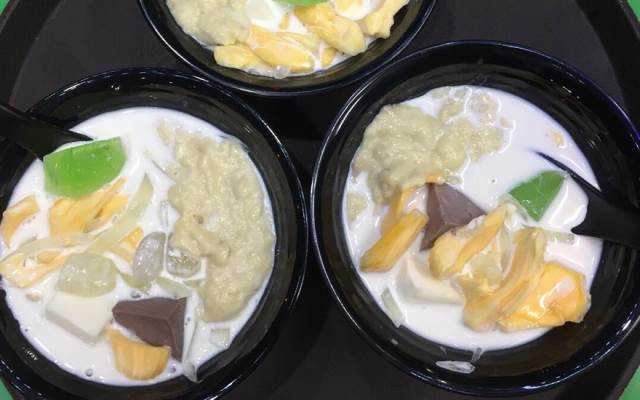 Ăn vặt Chè Sầu Liên - Đường Láng
