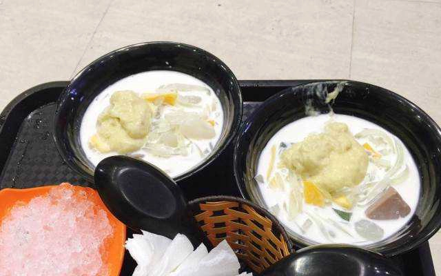 Ăn vặt Chè Sầu Liên - Nghĩa Tân