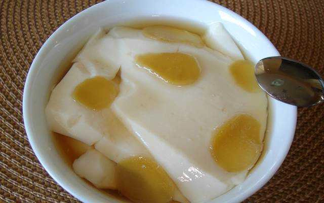 Ăn vặt Chè & Tàu Hủ Nguyên's