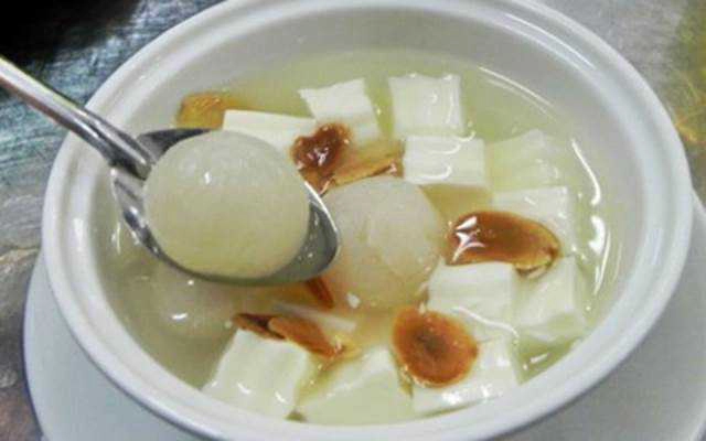Ăn vặt Chè Thái & Chè Khúc Bạch