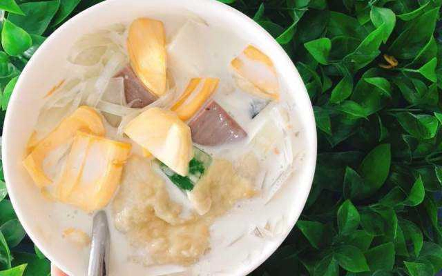 Ăn vặt Chè Thái Sầu Liên Đà Nẵng - Bế Văn Đàn