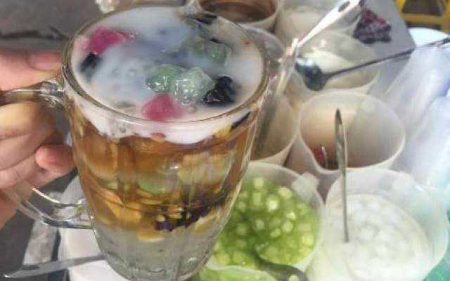 Ăn vặt Chè Thập Cẩm - Chợ Loong Toong