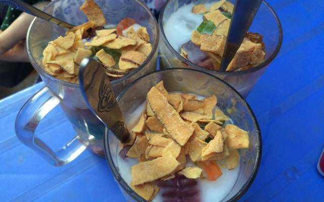 Ăn vặt Chè Thập Cẩm - Nguyễn Khang