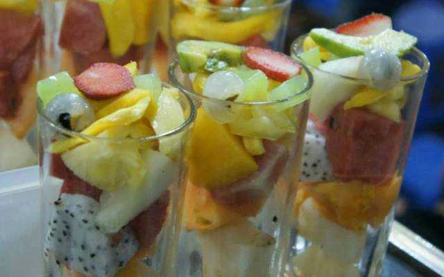 Ăn vặt Chè Trái Cây & Sinh Tố