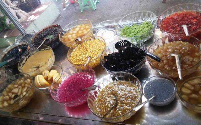Ăn vặt Chè Vân Phố Cổ