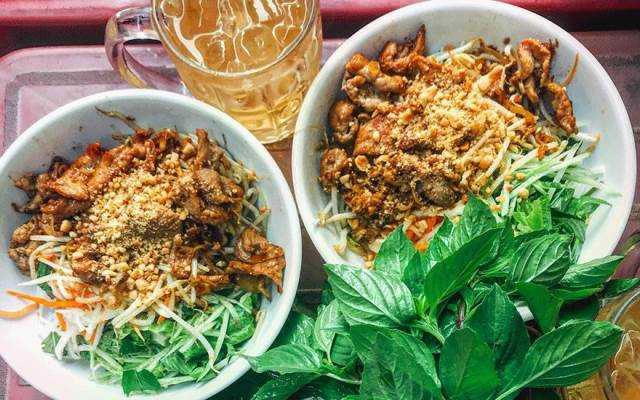 Ăn vặt Chị Ngọc - Bún Thịt Nướng