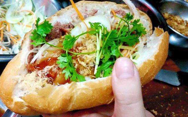 Ăn vặt Chị Thảo - Bánh Mì Patê & Giải Khát