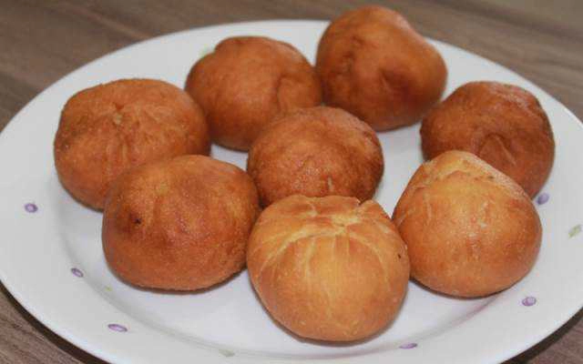 Ăn vặt Chú Danh - Bánh Tiêu & Bánh Bao Chiên