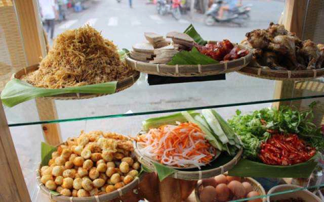 Ăn vặt Cô Bình - Xôi Gà Nếp Bắc