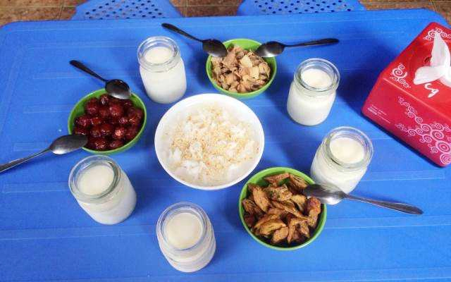 Ăn vặt Cô Cương - Sữa Chua & Các Món Vặt