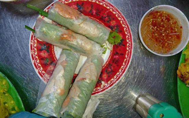 Ăn vặt Cô Loan - Gỏi Cuốn & Flan