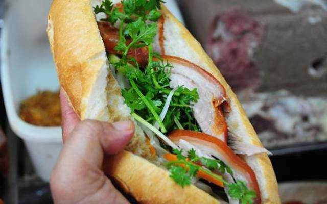 Ăn vặt Cô Ly - Bánh Mì Thịt