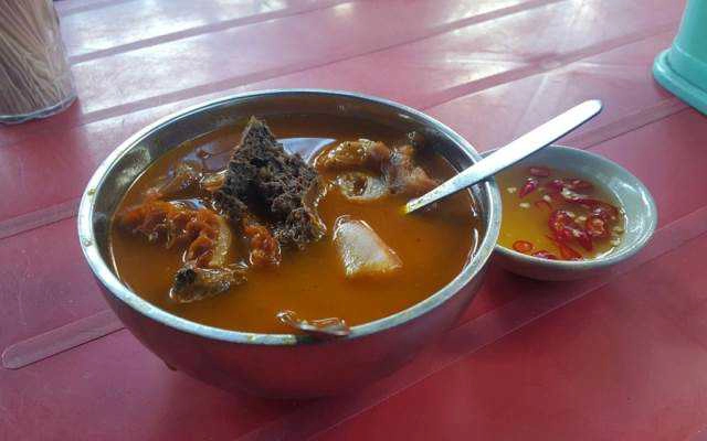 Ăn vặt Cô Nga - Phá Lấu Bò
