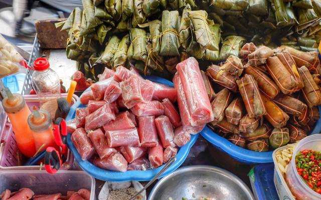 Ăn vặt Cô Nguyệt - Nem & Chả Huế