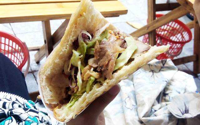 Ăn vặt Coc Doner Kebab