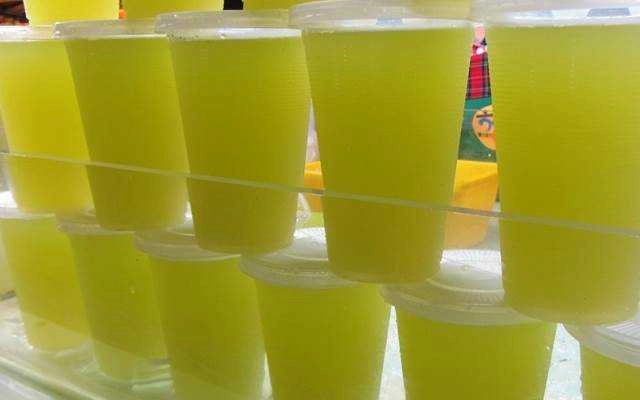 Ăn vặt Cối Xay Gió - Nước Mía Sầu Riêng - Trường Chinh
