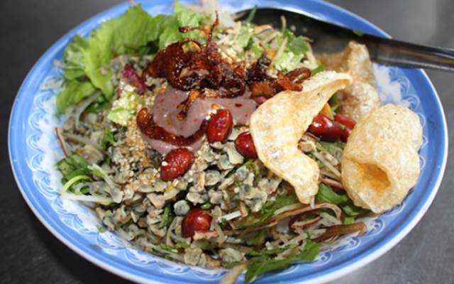 Ăn vặt Cơm Hến - Lê Huân