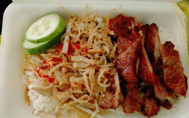 Ăn vặt Cơm Tấm Vỉa Hè - Đinh Tiên Hoàng
