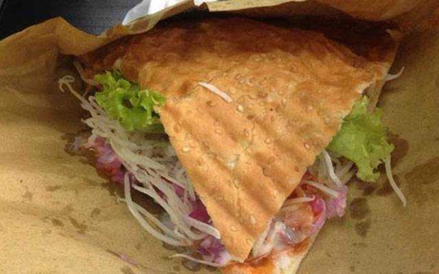 Ăn vặt Công Hậu Doner Kebab