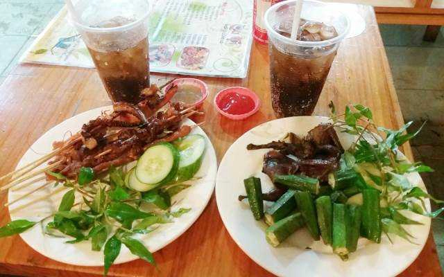 Ăn vặt Cu Tí - Sinh Tố & Xiên Que Nướng