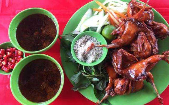 Ăn vặt Cút Chiên Bơ - Phạm Hùng