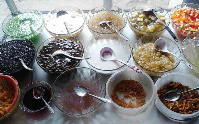 Ăn vặt Đặc Sản An Giang - Chè Sài Gòn & Hoa Quả Dầm